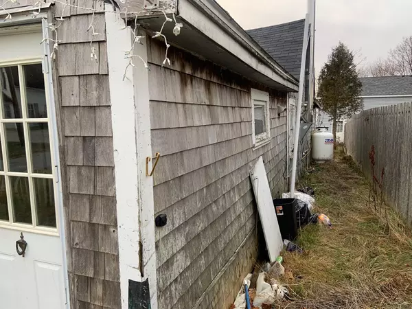 Winter Harbor, ME 04693,8 Sargent ST