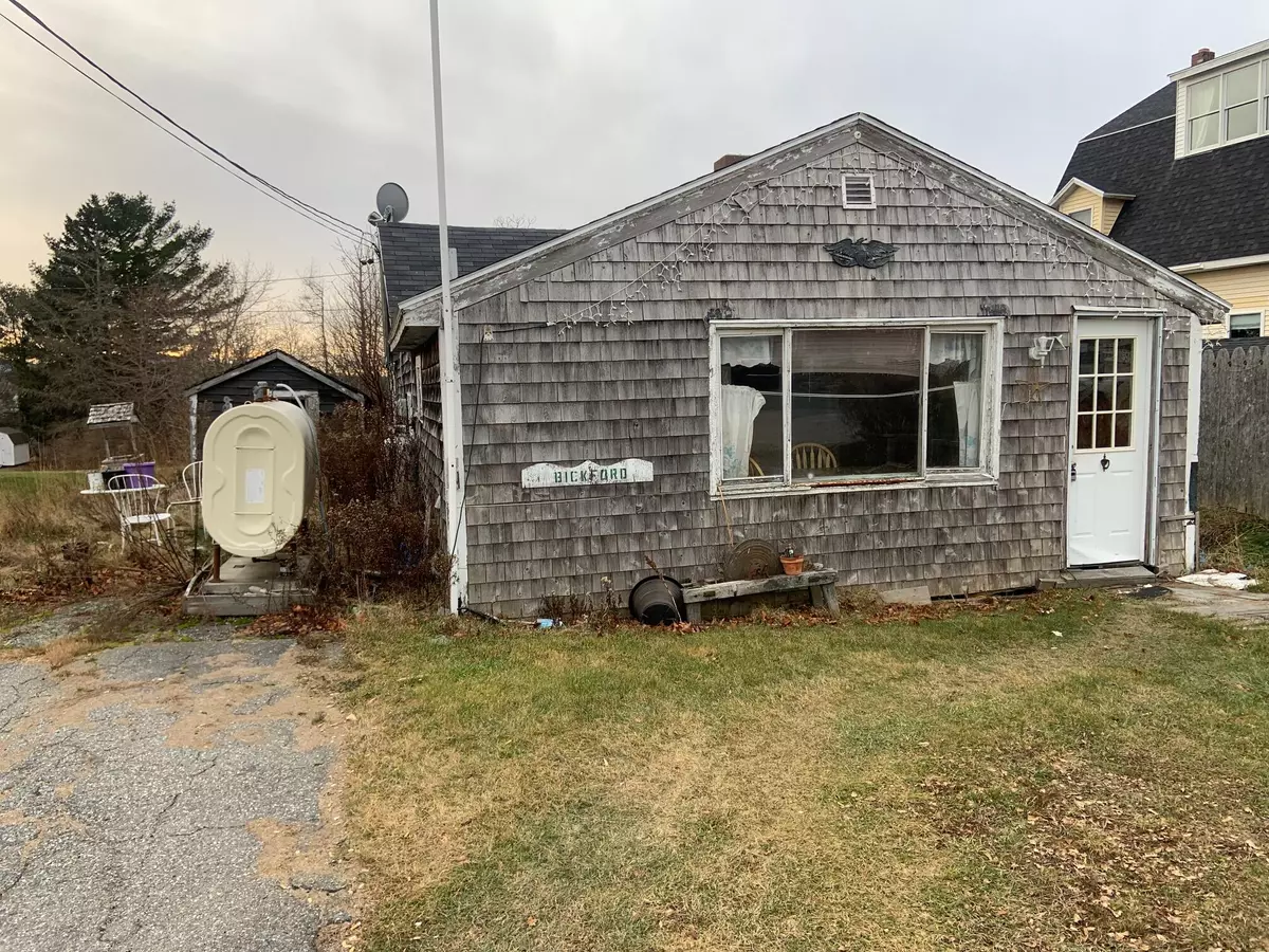 Winter Harbor, ME 04693,8 Sargent ST
