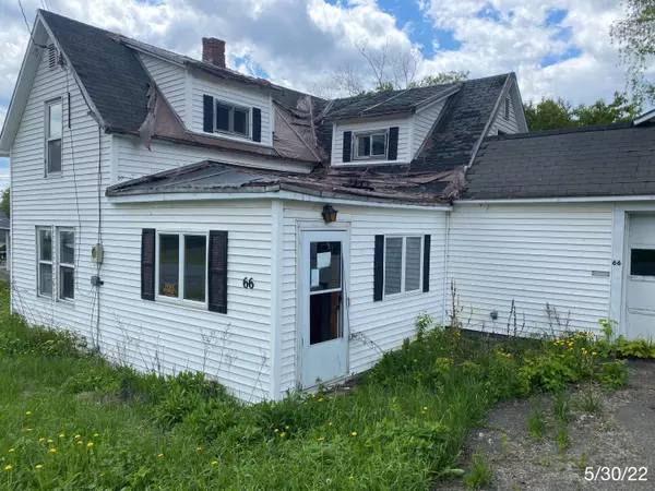 66 Oak ST, Presque Isle, ME 04769