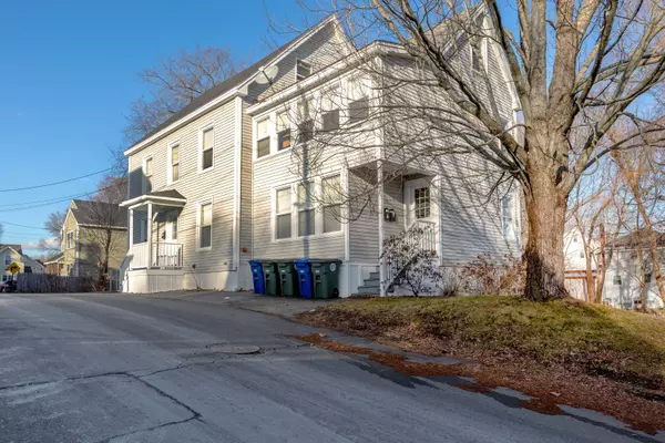 Westbrook, ME 04092,25 Cole ST #2