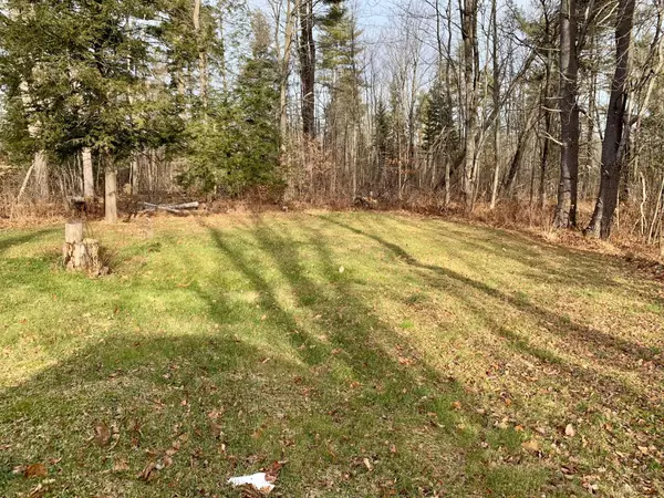 Minot, ME 04258,861 Woodman Hill RD