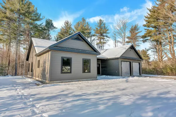 Hollis, ME 04042,33 Joshua LN