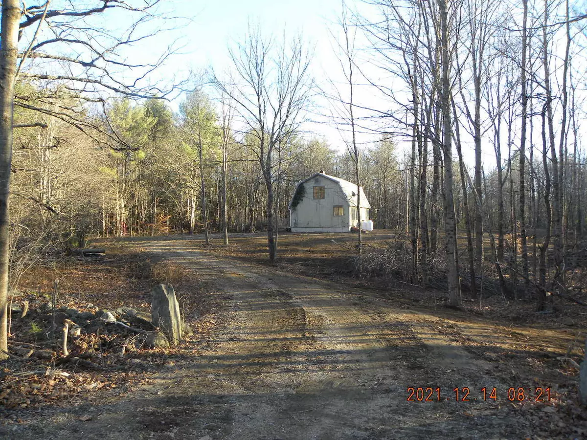 Shapleigh, ME 04076,76 Cross RD