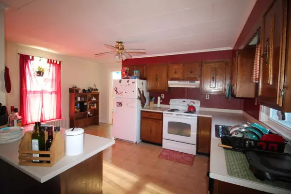 Auburn, ME 04210,451 Turner ST #4