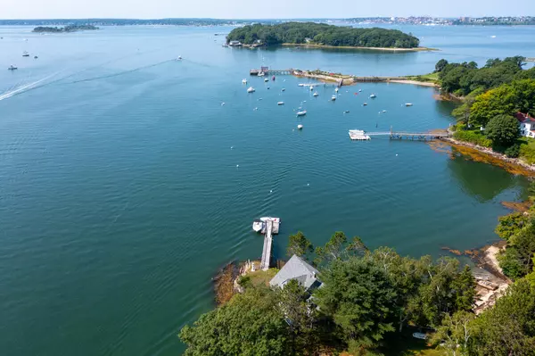 Portland, ME 04101,74 Diamond Shore RD