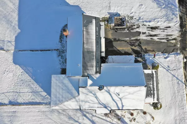 Newport, ME 04953,22 North ST