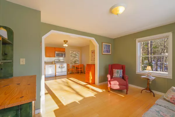 South Thomaston, ME 04858,183 Westbrook ST