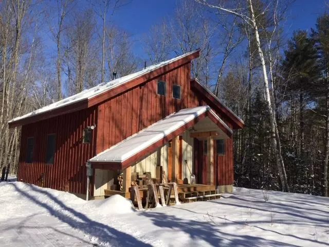 Kingfield, ME 04947,11 Beech LN