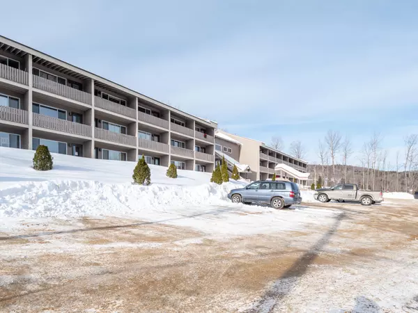 8 Sunrise DR #A128, Newry, ME 04261