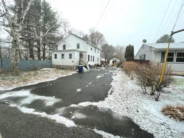 55 Huntress AVE, Westbrook, ME 04092