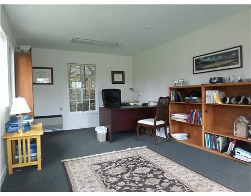 Ogunquit, ME 03907,159 Main ST