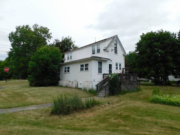 159 Summer ST, Dover-foxcroft, ME 04426