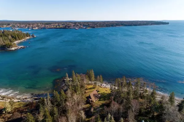 112 Lopaus Point RD, Tremont, ME 04612