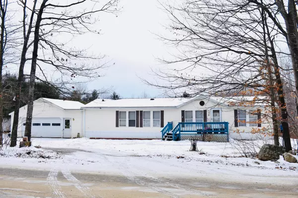 93 Cross RD, Sabattus, ME 04280