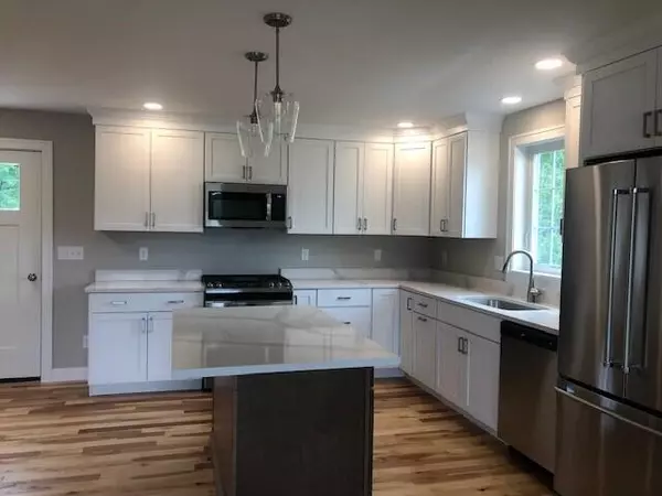 Kittery, ME 03904,6 Skyview DR