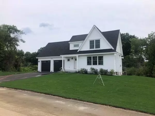 6 Skyview DR, Kittery, ME 03904