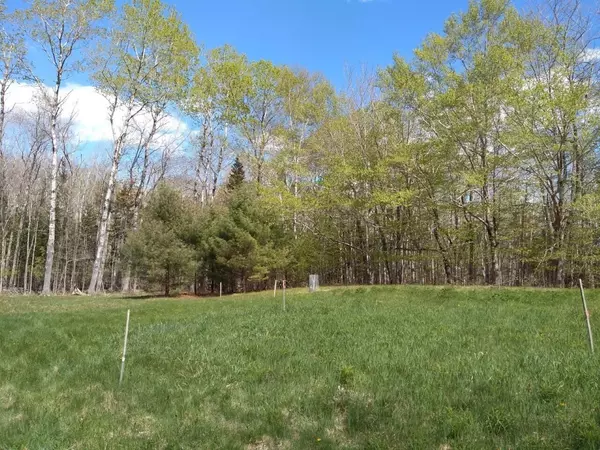 3 Harvey Hill RD, Rockport, ME 04856