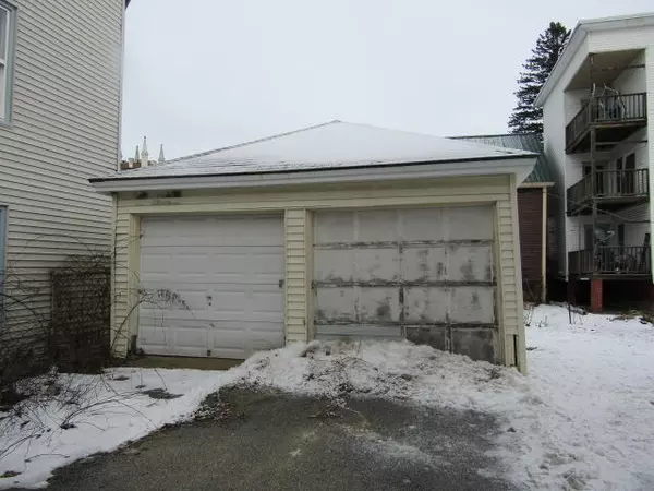 Auburn, ME 04210,78 4th ST
