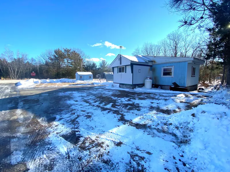 6 Maple ST, Lyman, ME 04002