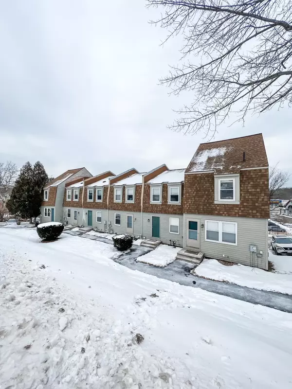 42 Broadview AVE #42, Auburn, ME 04210