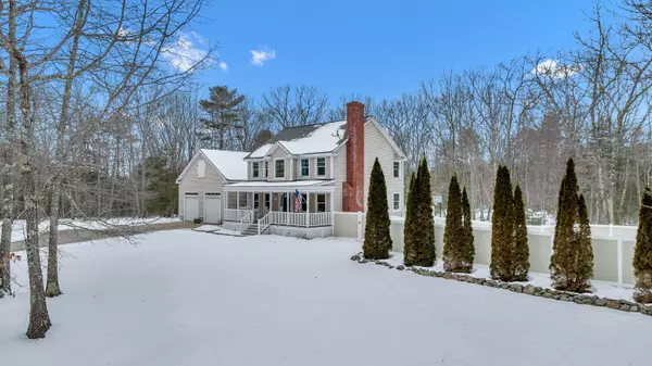 10 Summit DR, Kennebunk, ME 04043