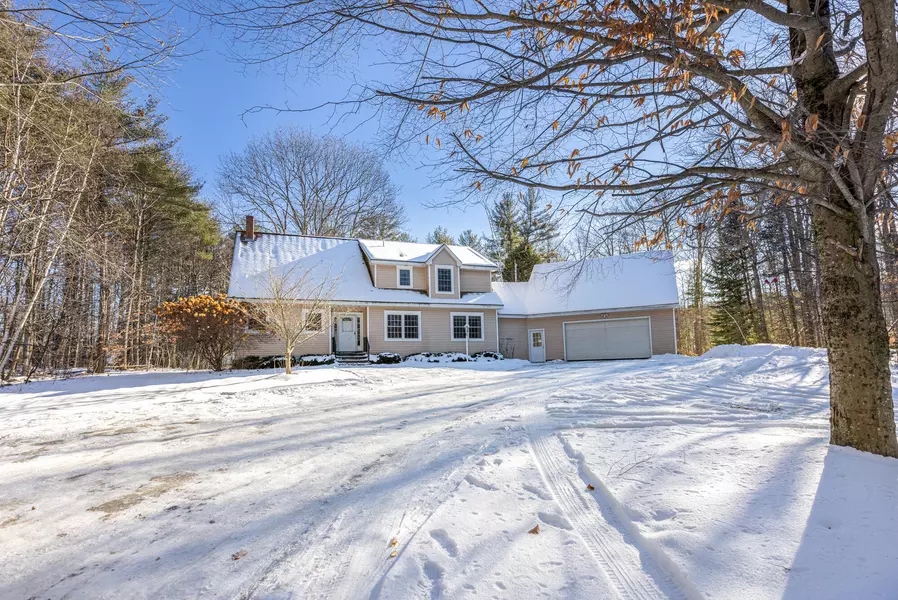 203 Center RD, Gray, ME 04039