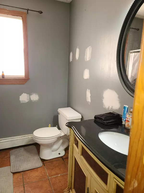 Waldoboro, ME 04572,352 Washington RD