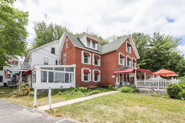 Naples, ME 04055,11 Sebago RD