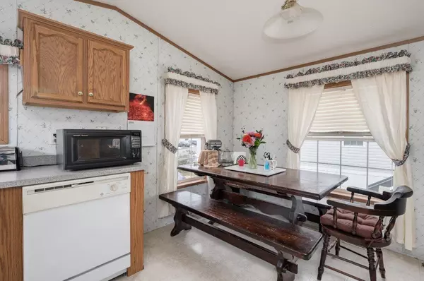 Kittery, ME 03904,12 Blackberry PL