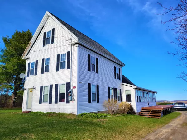 Fort Fairfield, ME 04742,334 Center Limestone RD