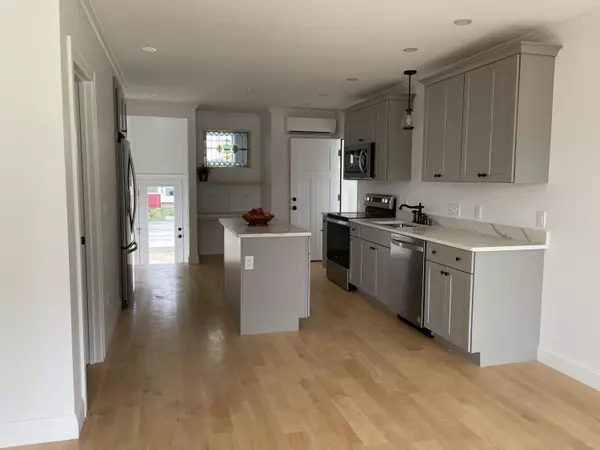 South Portland, ME 04106,66 Evans ST #1