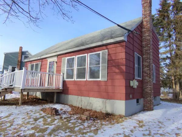 23 Lori LN, Westbrook, ME 04092