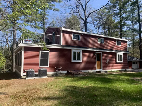 429 Songo School RD, Naples, ME 04055