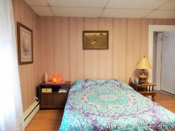 Waterville, ME 04901,28 North ST