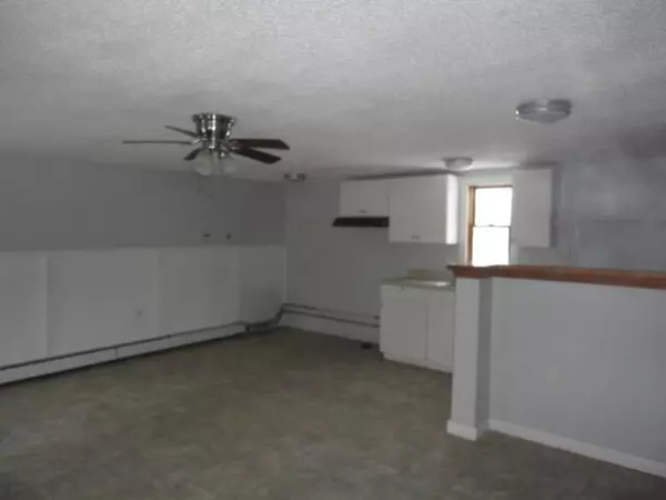 Newport, ME 04953,25 Pine ST