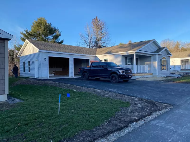 10 David DR, Scarborough, ME 04074