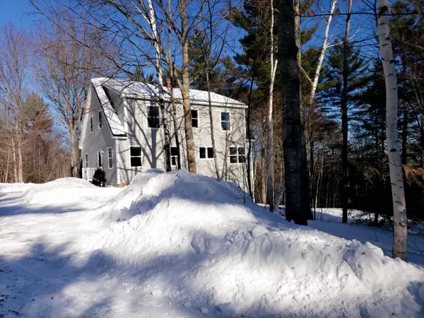 Waterford, ME 04088,3 Saunders DR