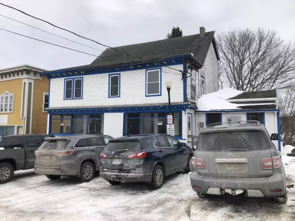 Machias, ME 04654,10 Colonial WAY