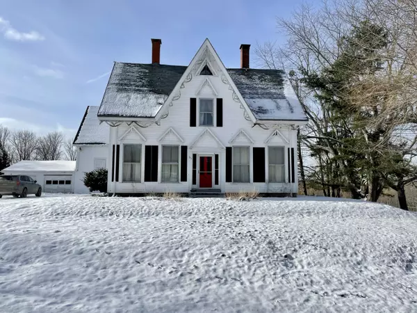 Waldoboro, ME 04572,523 Friendship RD
