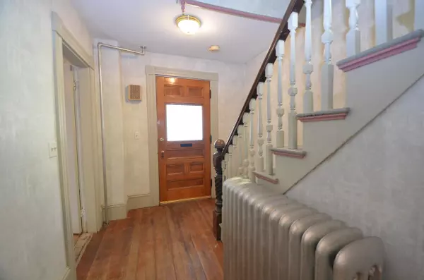 Kittery, ME 03904,10 Woodlawn AVE