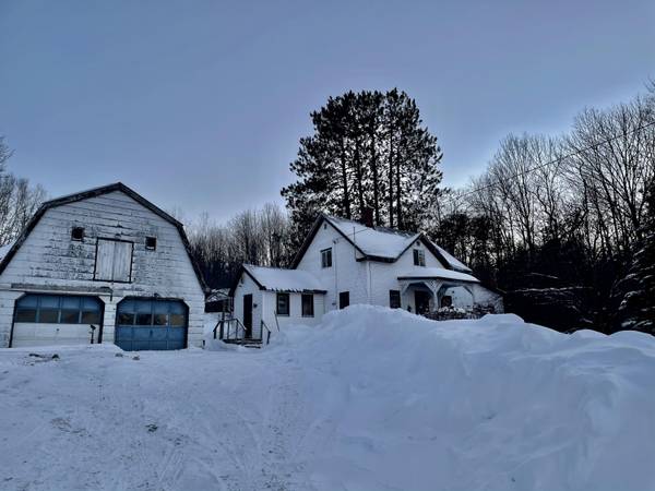 333 Bangor RD, Dover-foxcroft, ME 04426