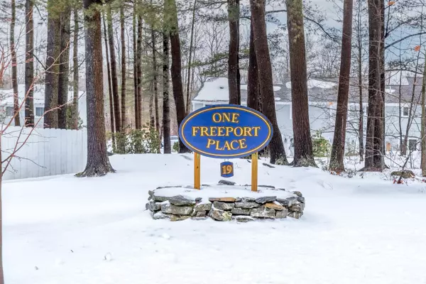 Freeport, ME 04032,19 Holbrook ST #4