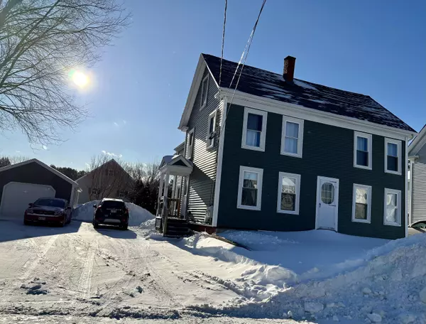12 Park ST, Lisbon, ME 04250