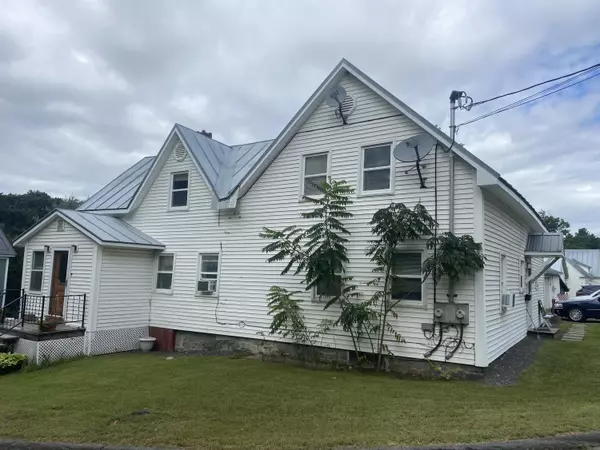 73 S Alpine ST, Oakland, ME 04963