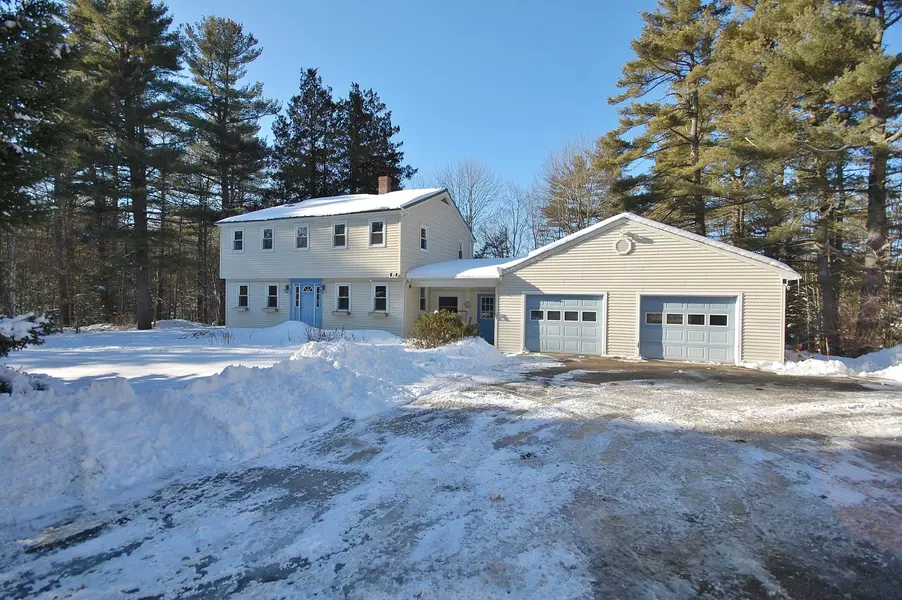 245 Depot RD, Gray, ME 04039