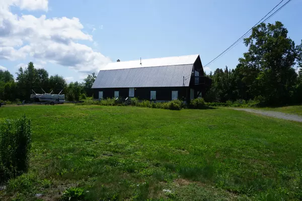 Greenville, ME 04441,142 Washington ST