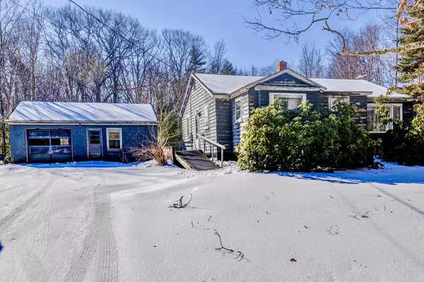 29 Old Port RD, Kennebunk, ME 04043