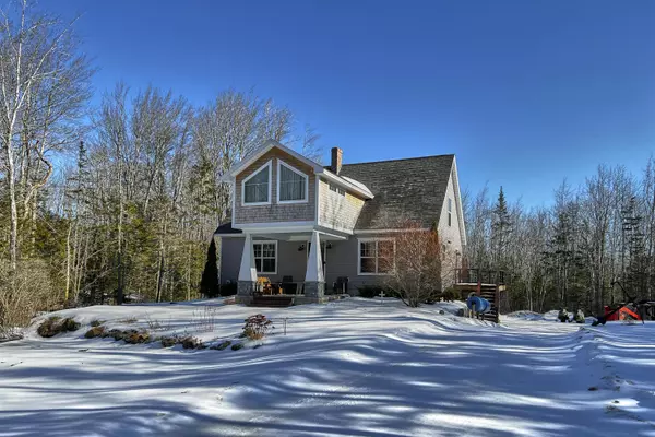 7 Tidal CRK, South Thomaston, ME 04858