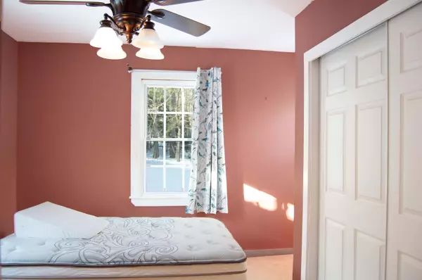 Rumford, ME 04276,50 Porter AVE W