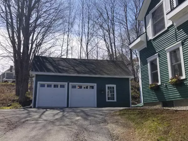 Machias, ME 04654,26 Grove ST
